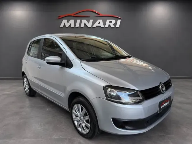 Volkswagen Fox 1.0 MI Total Flex 8V 5P 2013