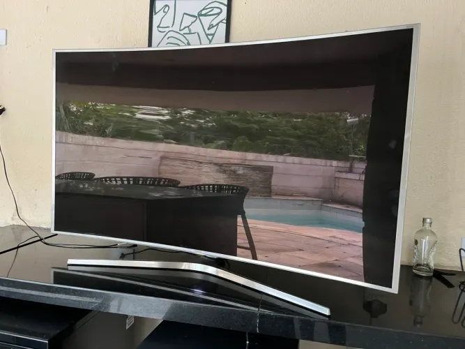 TV Samsung Curva 65? 4K UHD Série 9 JS9000 - Modelo Premium | Excelente Estado