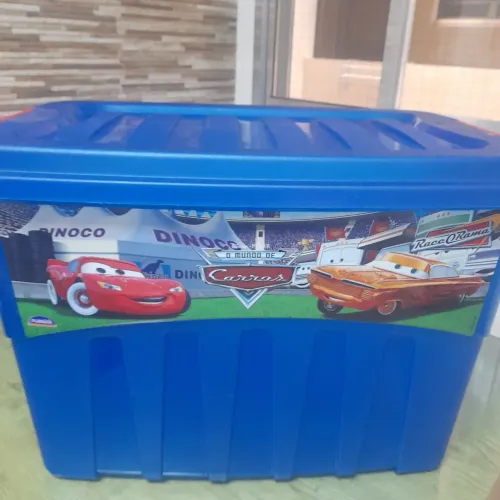 Caixa organizadora de brinquedos