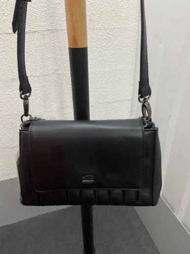 LINDA BOLSA DA AREZZO NOVA COM ETIQUETA