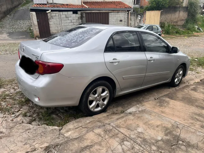 Toyota Corolla XEI 2.0 Flex 16V Aut. 2011