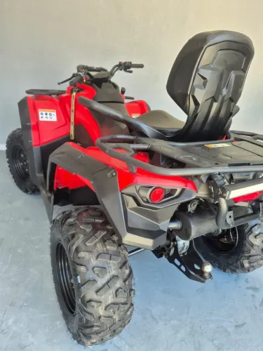 Quadriciclo Can-Am Outlander MAX 570 2023