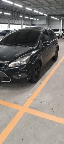 Ford Focus Titanium 2.0 16V Flex 5P Mec. 2011