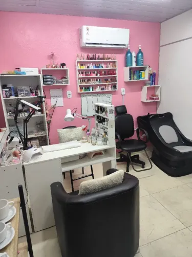 ? Esmalteria Completa à Venda | Estrutura Pronta | R$ 8500