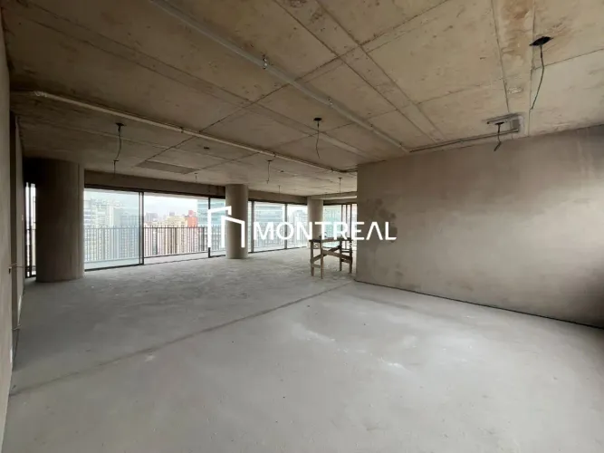APARTAMENTO À VENDA EM MOEMA, 4 SUÍTES. 5 VAGAS DE GARAGEM.
