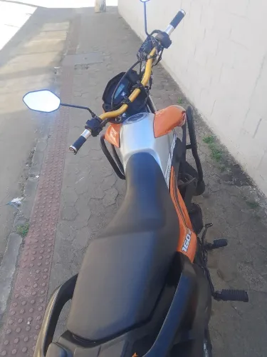 Bros 160 laranja