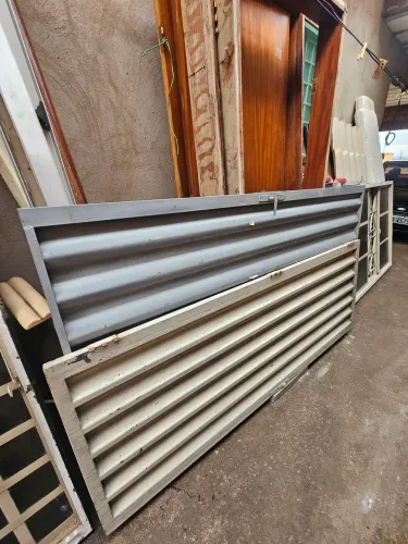 Portal de aço reforçado