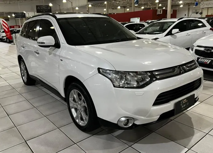 Mitsubishi Outlander 3.0/ GT 3.0 V6 Aut. 2015