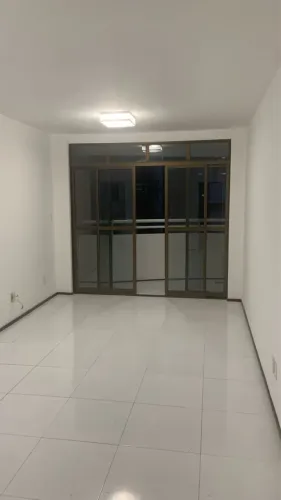Alugo Apartamento 96m² no Renascença