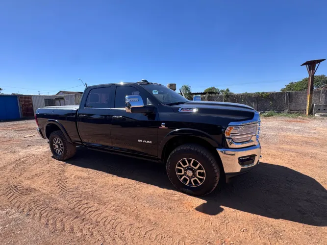 Ram 3500 Limited Longhorn 6.7 TB CD Diesel 2023
