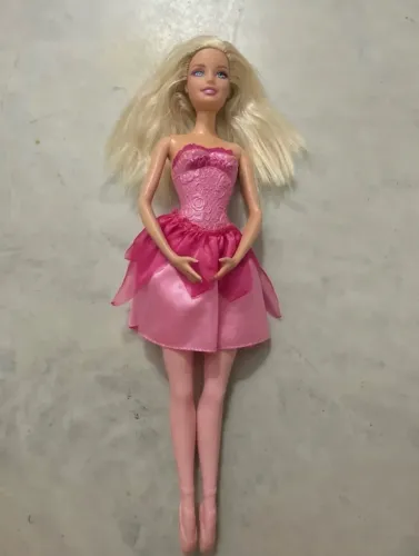 Boneca Barbie bailarina