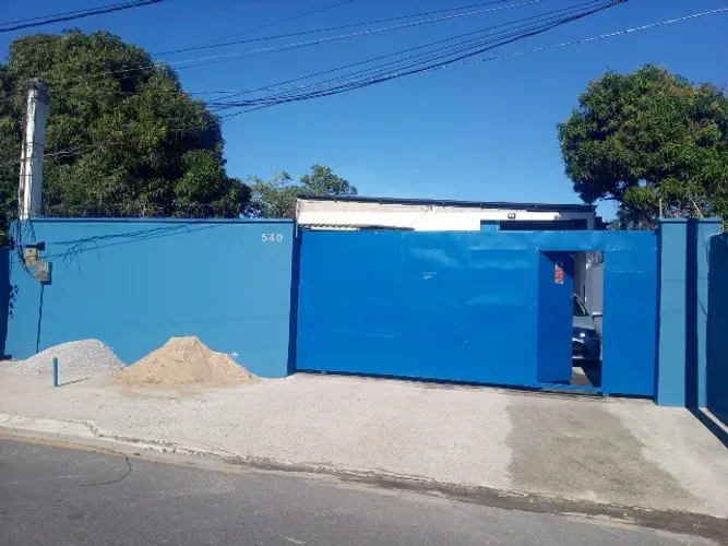 Galpão no Parque Atlântico (Barreto) com 384 m2 (12x32) para Locação .