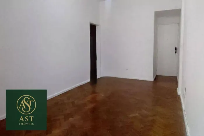 AST IMÓVEIS VENDE Apartamento 2 Quartos no Miolo de Icaraí