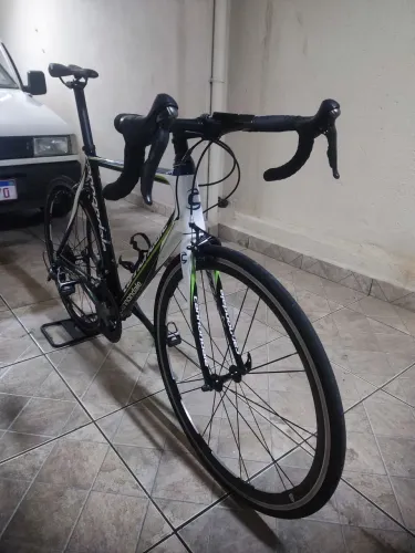 Cannondale Supersix ( Road/Speed )