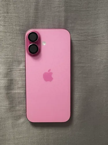iPhone 16