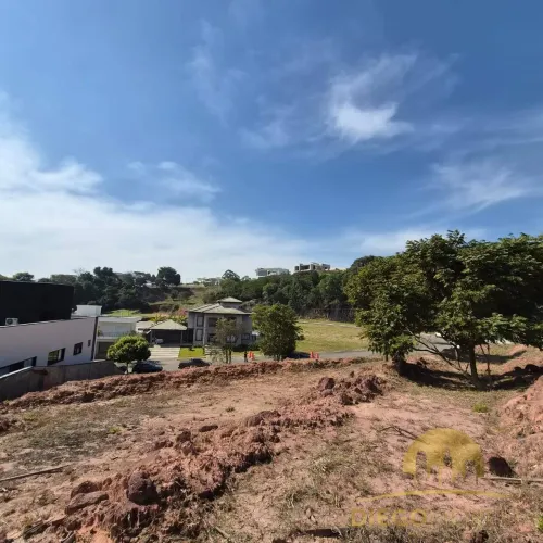 TERRENO À VENDA EM CONDOMINÍO SHAMBALA EM ATIBAIA