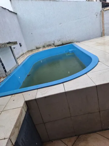 PISCINA COMPLETA COM BOMBA E FILTRO