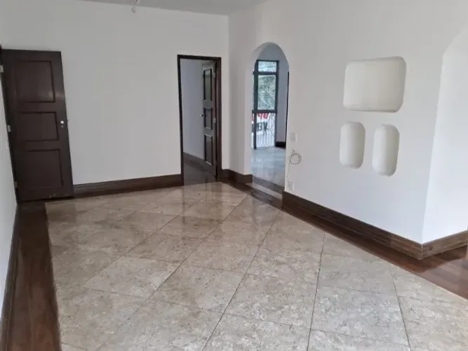 Apartamento 4 quartos - 200m2 - 2 vagas - Região Nobre do Luxemburgo