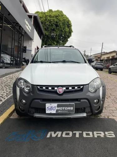 Fiat Strada Adv.ext./ Ext. 1.8 Locker Flex CD 2016