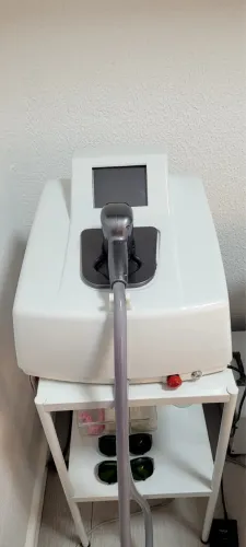 Máquina de depilação a laser 