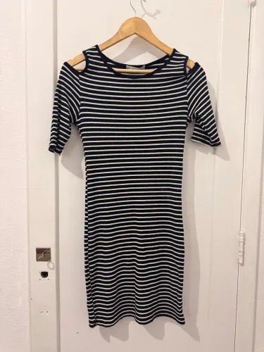 VESTIDO LISTRADO (veste até 44)