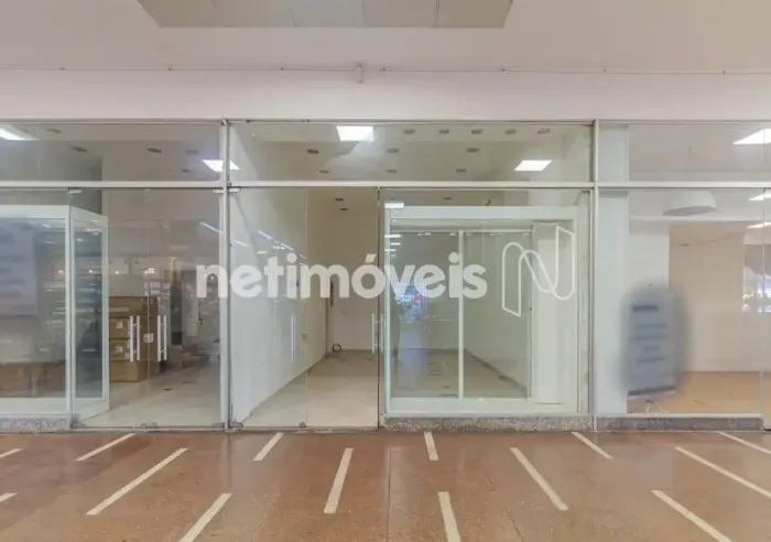 Loja Comercial em Galeria na República | 33 m²; | Galeria R. Monteiro | Rua 24 de Maio | C
