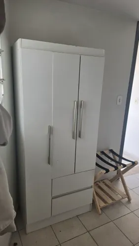 Guarda-Roupa Solteiro