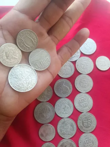 Moedas prata antigas