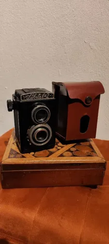 Máquina fotográfica antiga