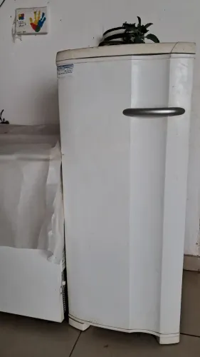 Freezer vertical 