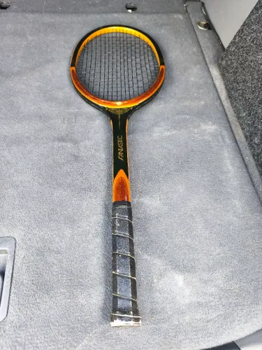 Raquete de tênis vintage anos 60 (usado)