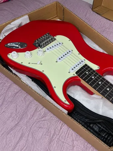Guitarra Tagima