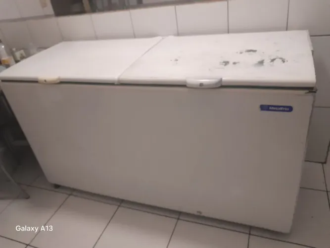 Freezer horizontal metal frio 2 portas