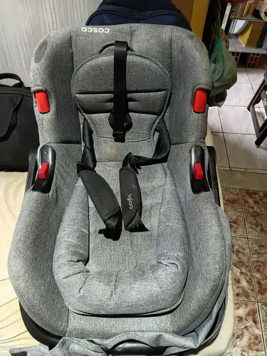 Bebê conforto novo usado três veses ,cheiro de novo imbui