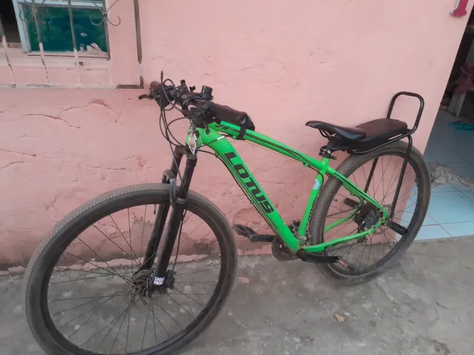 Bicicleta nova vendo por 950 reais re