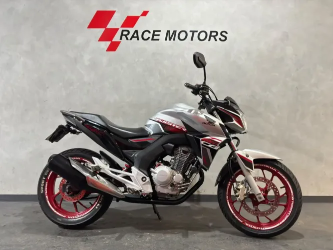 HONDA CB 250 TWISTER PRATA 2021