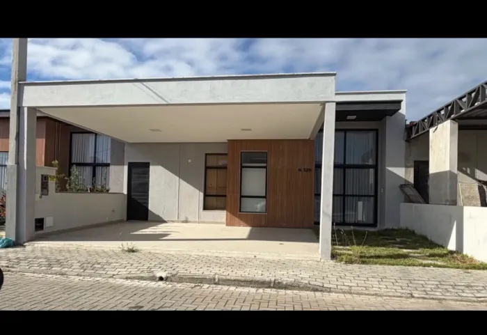 Casa 3/4 com energia solar no melhor condomínio Haute