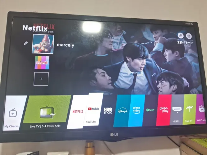 Smart TV LG 24? Full HD (23,6?) - Excelente estado, completa