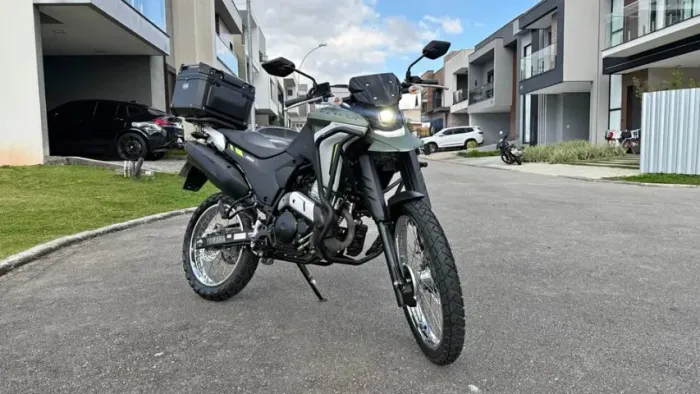 Yamaha XTZ 250 Lander Connected 2025