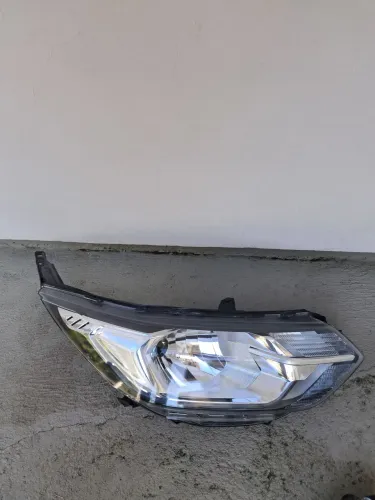 Farol direito GM Chevrolet Spin LED original