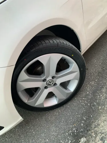 Rodas 17 pneus novos 