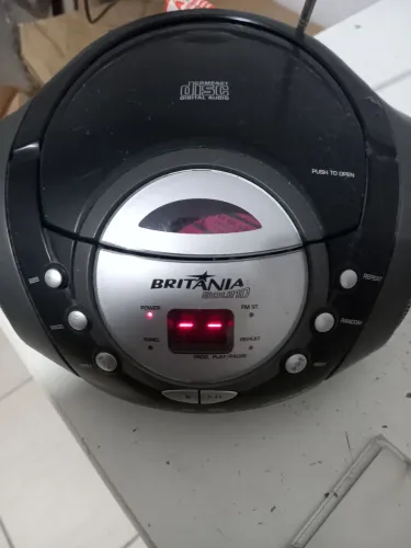 Micro system Britânia com defeito