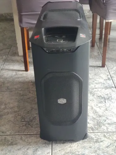 Gabinete cooler master zerado