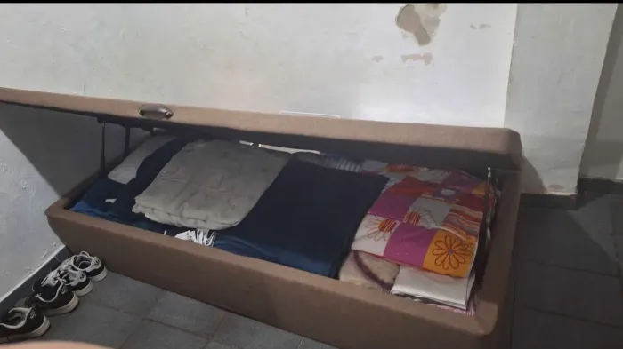 Bau de cama solteiro
