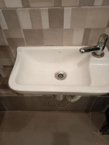 Lavatório de banheiro