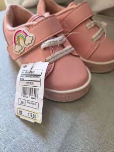 Tênis menina bebe n 22