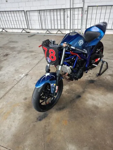 YAMAHA YZF R3 2017 SOMENTE PISTA- REVISADA