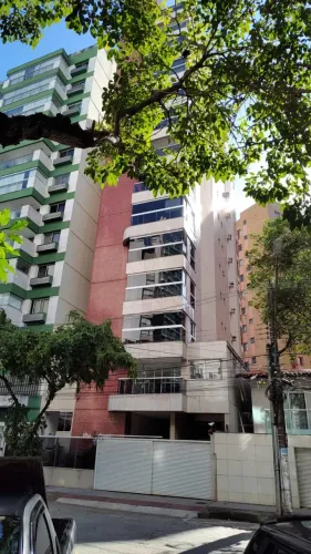 Imóvel para aluguel "mobiliado" tem 120 m2 com 3 quartos suíte 2 vg em Praia do Canto - Vi