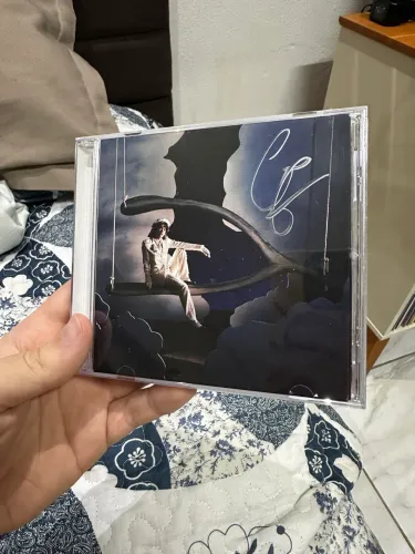 CD Wishbone Conan Gray Autografado