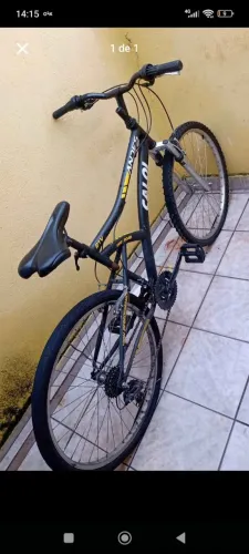 Bicicleta usada em estado de nova,.só precisa trocar os pneus.